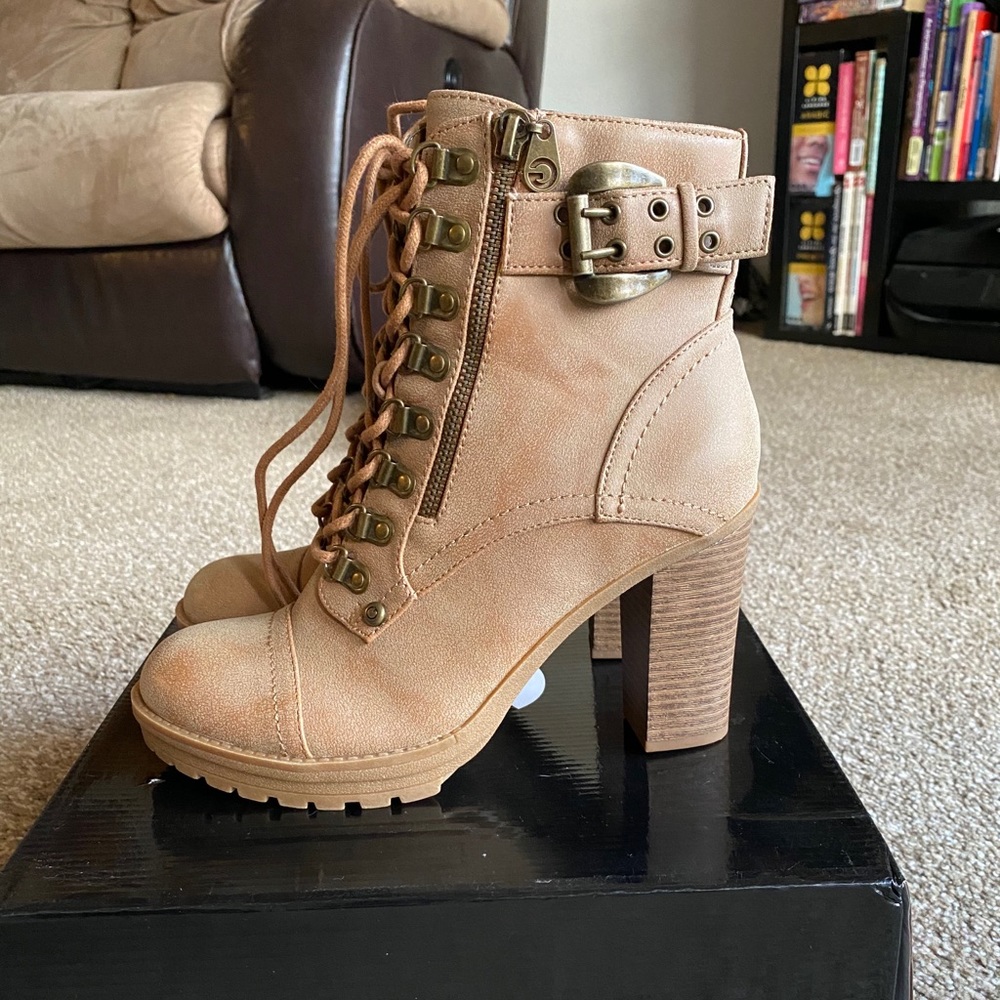 G by Guess boots size 8 womens